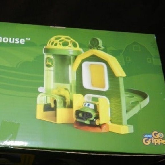 John Deere RevUp Barn Yard & Car & Animal Match Music Hayride Playsets Bundle 🆕 - Picture 4 of 16